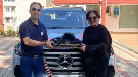 Bollywood Actor Kirron Kher Buys Swanky Mercedes-Benz GLS SUV Worth 1.32 Crore