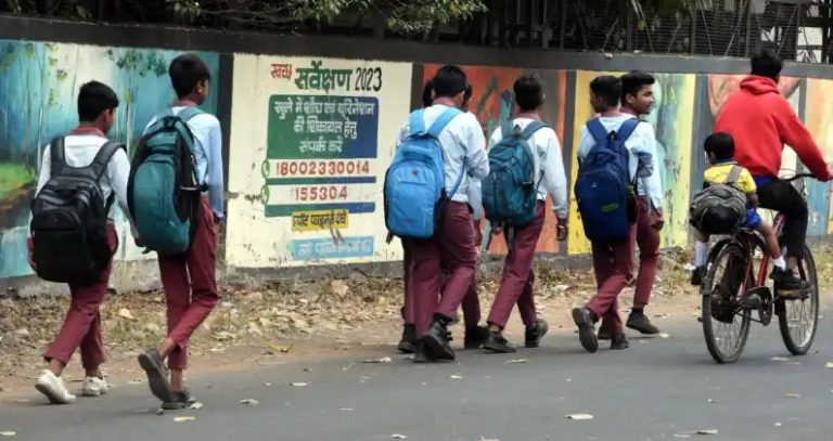 Jharkhand Cabinet Approves School Bag Scheme for 37 Lakh Students in Government Schools