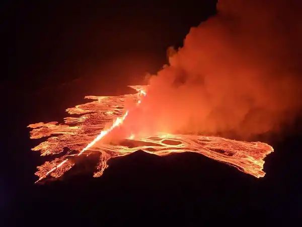 Iceland’s largest volcanic eruption turns sky orange with massive plumes of smoke