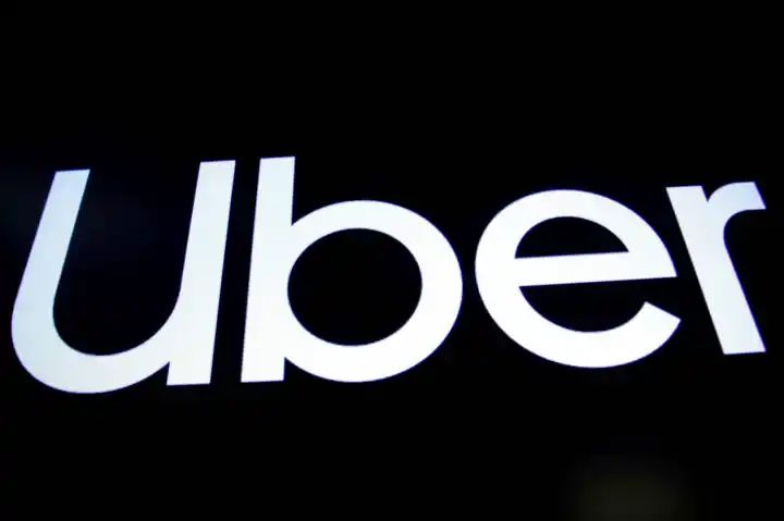 Uber agrees to pay $178 million settlement to Australian taxi drivers: Report