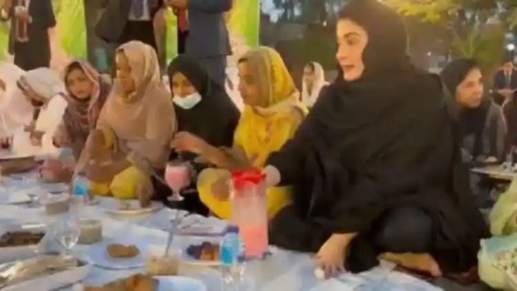 Maryam Nawaz visits Kot Lakhpat Jail, reflects on her and father’s difficult time in prison