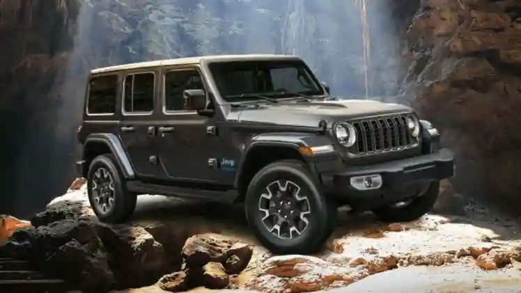 Jeep Considers Launching Off-Road SUV To Compete With Thar In India!