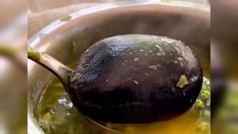 Thikri Phodni Or Kallu Ogarane: Try This Stone Cooking Method