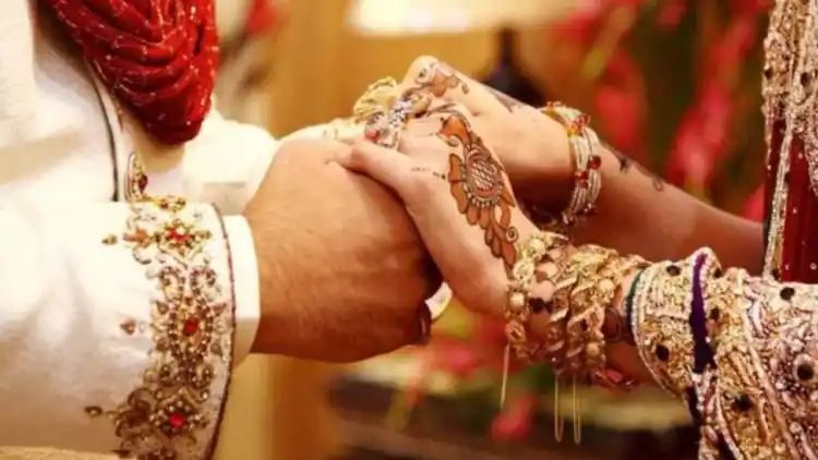 UP woman marries own brother to get benefits of wedding scheme after groom fails to turn up