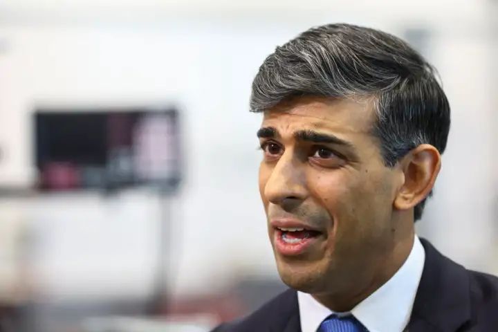 Rishi Sunak to address Tory MPs as rebels talk up potential replacements