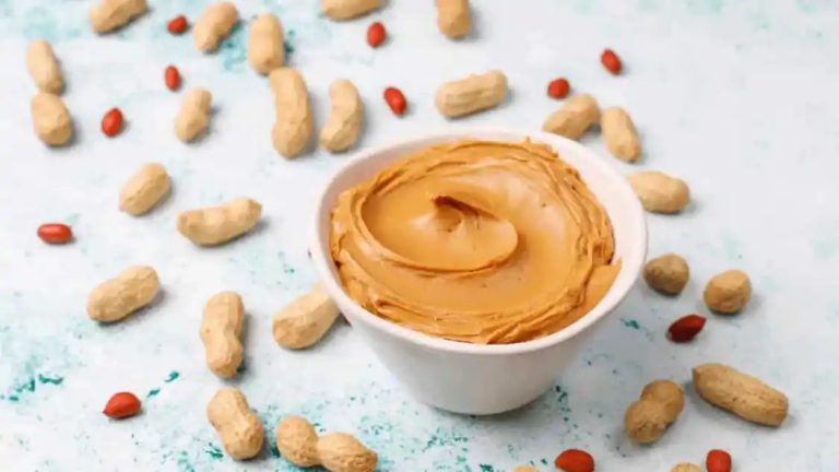 7 Mouth-Watering Peanut Butter Treats Perfect For Late-Night