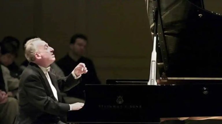 Acclaimed Italian pianist Maurizio Pollini dies at age 82