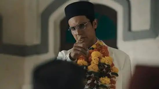 Swatantra Veer Savarkar box office collection day 2: Randeep Hooda film continues to do well, mints over ₹2 cr in India