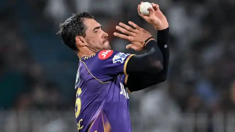 ‘Chuna laga diya’: Twitter reacts as Mitchell Starc records his worst-ever IPL figures on KKR debut