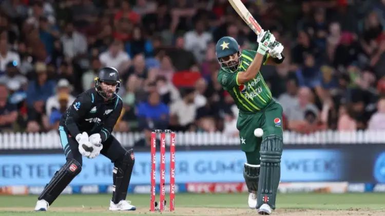 Pakistan Cricket Board looking to bring Babar Azam back as captain