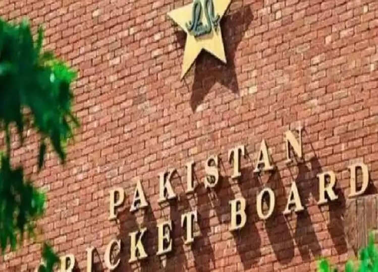 Two cricketers who had retired from international cricket got a place in the Pakistan team, one has already served his punishment.