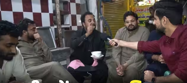 Pakistan: This Pakistani called his own country ‘useless’, scolded the leaders, watch viral video