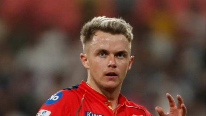 IPL 2024: Sam Curran Dejected After PBKS Succumb to Another Last-Over Defeat Against MI