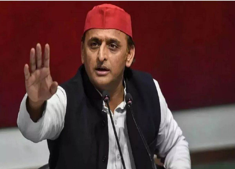 How is Akhilesh Yadav so fit, wife Dimple’s affidavit reveals!