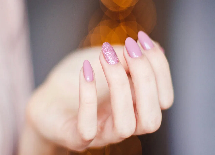 Nail Care: If you also get a manicure done in the salon then it can cause harm to the skin!