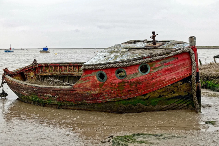 Major accident off Mozambique coast, 91 people died as fishing boat sinks