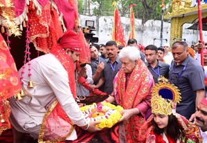 J&K L-G flags off Mata Vaishno Devi Pracheen Marg Yatra