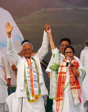 Mamata Banerjee vows to scrap NRC from Assam if Oppn alliance is voted to power