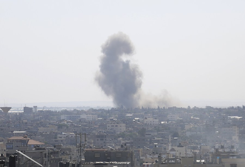 Israel attacks Rafah in Gaza Strip, 7 killed