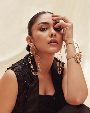 Mrunal is happy to see ‘quintessential love stories’ coming back on big screen