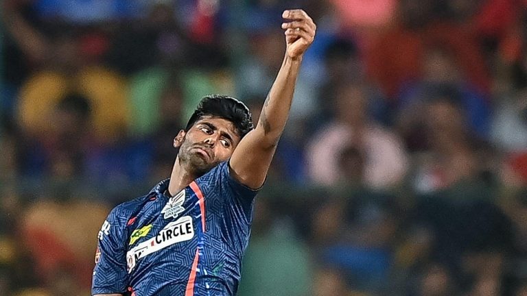 IPL 2024: LSG Fast Bowler Mayank Yadav Sidelined Due to Suspected Side Strain During Clash with GT