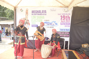 Tribal group ignites electorate’s minds at Meghalaya market