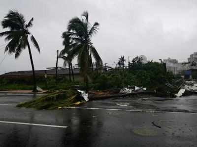 Five killed as tornado hits China