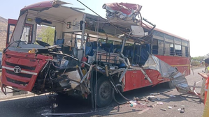 4 killed, 35 hurt in bus-truck collision on Mumbai-Agra highway in Nashik