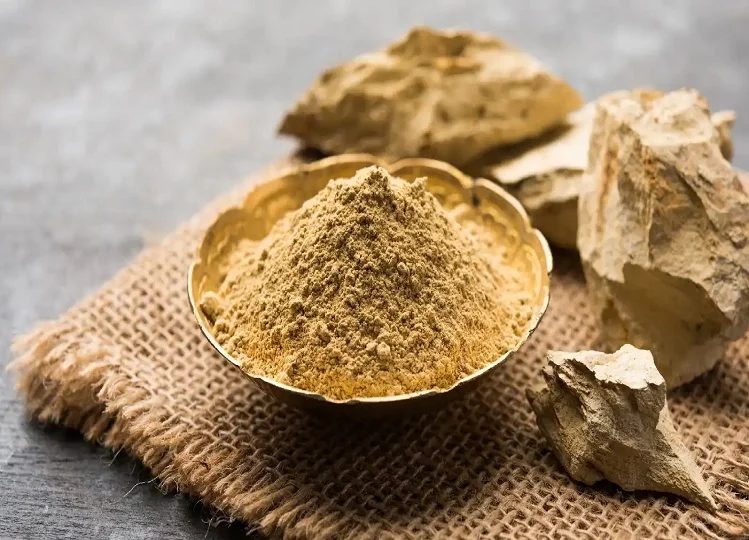 Beauty Tips: Enhance Your Beauty with a Multani Mitti and Rose Water Face Pack