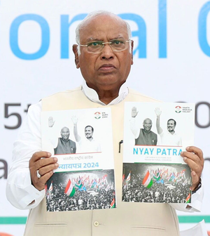 Congress manifesto boasts about Nyay and guarantees but is it bereft of clear vision?