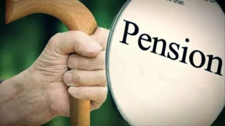 APY Vs NPS: If you are not eligible for Atal Pension Yojana then do not worry, pension will be available in this scheme also…