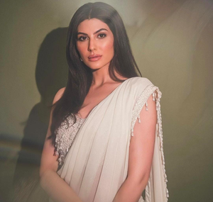 Elnaaz Norouzi opens up on playing dual roles in ‘Ranneeti: Balakot and Beyond’