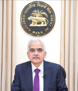 RBI Governor seeks better deal for retail customers in forex market