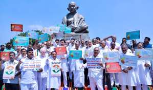 Congress stages protest in K’taka over ‘holding back’ drought relief funds by Centre