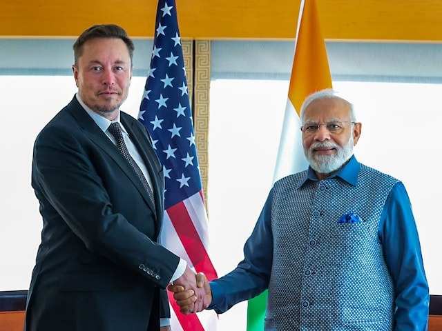 Elon Musk Pushes Back India Trip, Cites ‘Very Heavy Tesla Obligations’