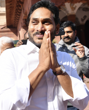 Jagan Mohan Reddy to resume yatra from Monday