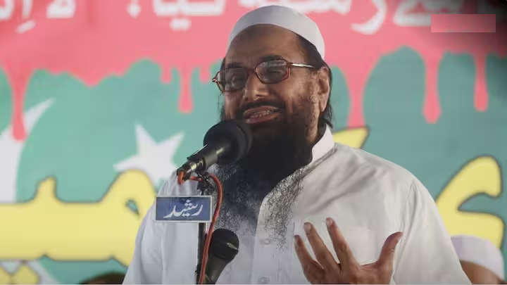 Pakistan: Hafiz Saeed in ICU, people started asking on claims of giving poisonous kheer – Do snakes also die due to food poisoning?