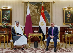 Leaders of Egypt, Qatar pledge to resume peace efforts in Gaza