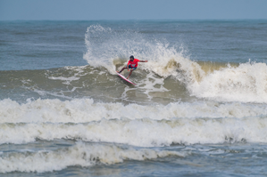 Indian Open of Surfing: Tamil Nadu surfers dominate day 1, Subramani M. keeps Karnataka’s hopes alive