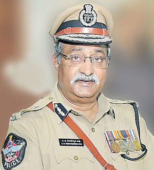 Suspended Andhra IPS officer reinstated on retirement day