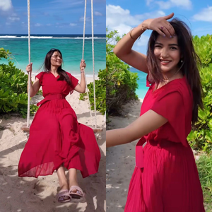 Jasmine Bhasin enjoys a swing at a Mauritius beach, describes it as paradise