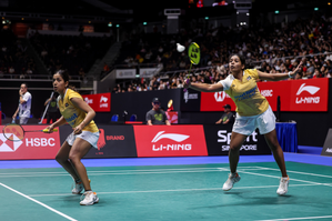 Singapore Open: Treesa/Gayatri enters quarters; Sindhu, Prannoy ousted (Ld)