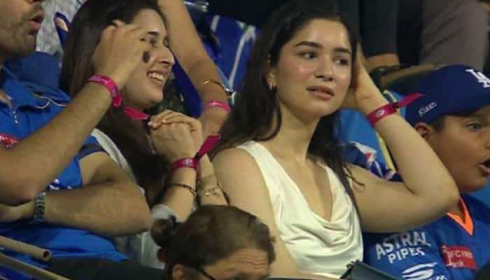 IPL 2024: Sara Tendulkar’s Support for Mumbai Indians Grabs Eyeballs as She Cheers During Clash Against KKR