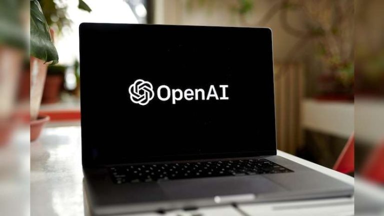 Lawsuit Alert: Eight U.S. Newspapers Take Legal Action Against OpenAI and Microsoft Over Copyright Issues