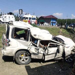 4 tourists from Punjab killed in J&K road accident