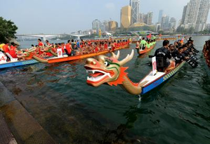 Three dead after dragon boat capsizes in China