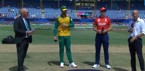 T20 World Cup: Unchanged England elect to bowl first against South Africa