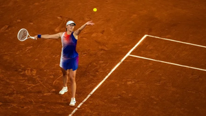 French Open: Iga Swiatek celebrates birthday with easy romp against Bouzkova