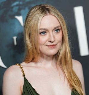 Dakota Fanning to child actors: 'As long as you love it, you're in the right place’