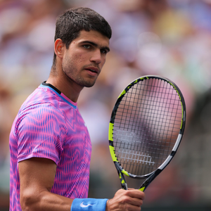 Alcaraz pushes through for second week at Roland Garros